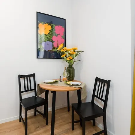 Kwiatowa Center By Renters Poznań