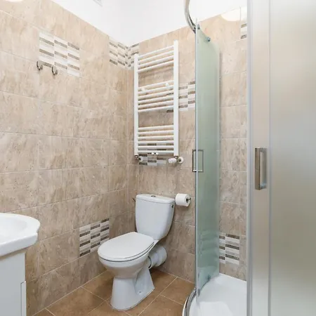 Kwiatowa Center By Renters Apartmán Poznaň