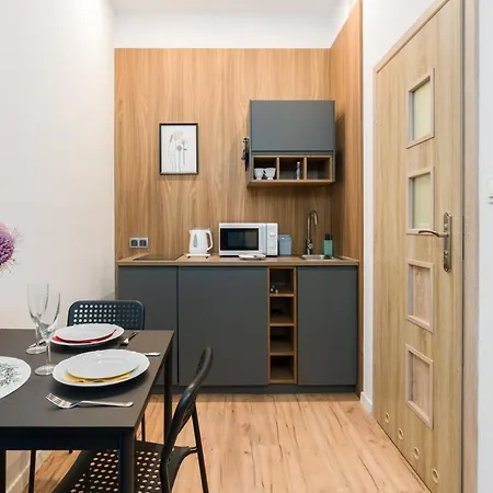 Kwiatowa Center By Renters *