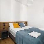 Kwiatowa Center By Renters بوزنان