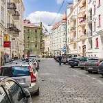 Kwiatowa Center By Renters * بوزنان