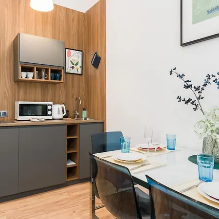 Kwiatowa Center By Renters Apartament *