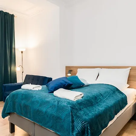 Lägenhet Kwiatowa Center By Renters *