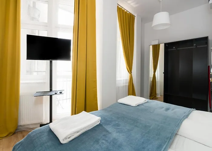 Kwiatowa Center By Renters Апартаменти *