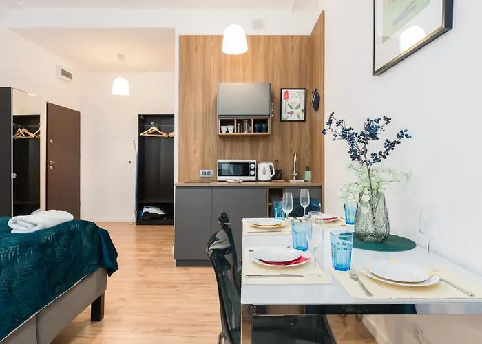 Kwiatowa Center By Renters Poznan